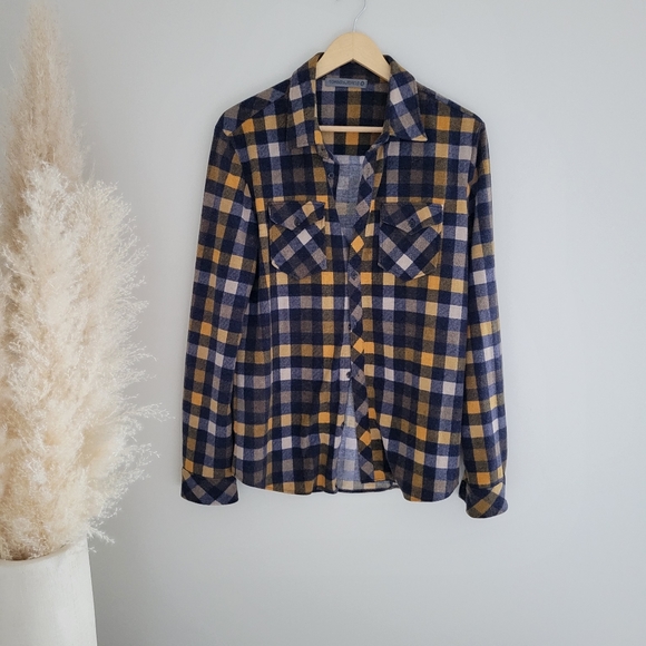 Tomboy jeans | Flannel Button Up Shirt XL - Picture 3 of 5